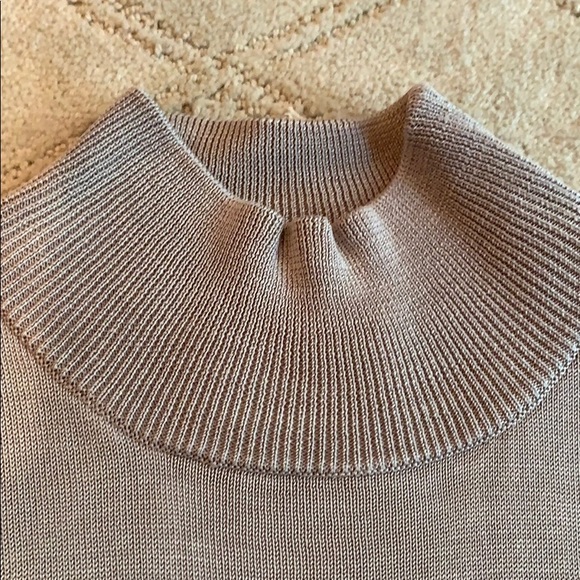 Putty colored 100% silk turtle neck tank - Picture 2 of 5